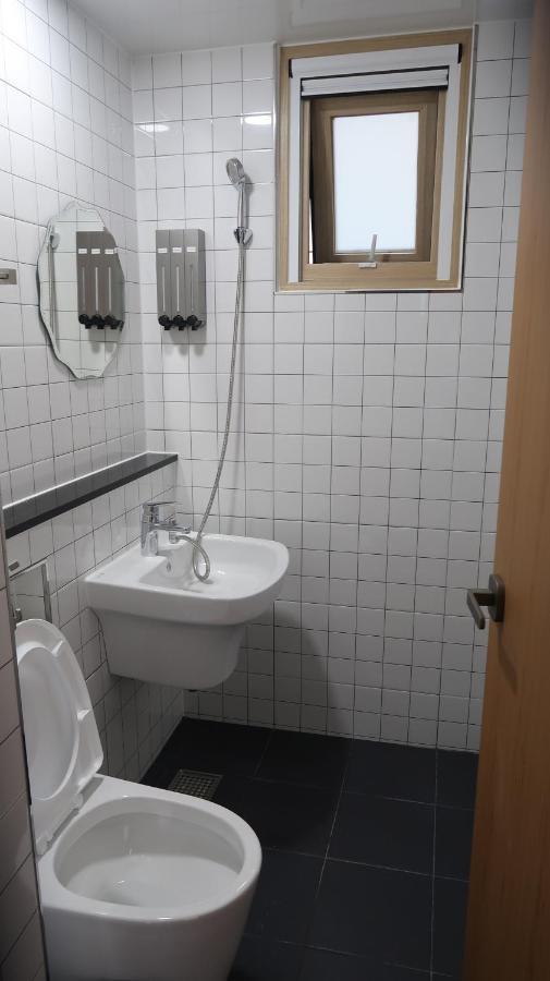מוקפו 38Th Street Guesthouse מראה חיצוני תמונה