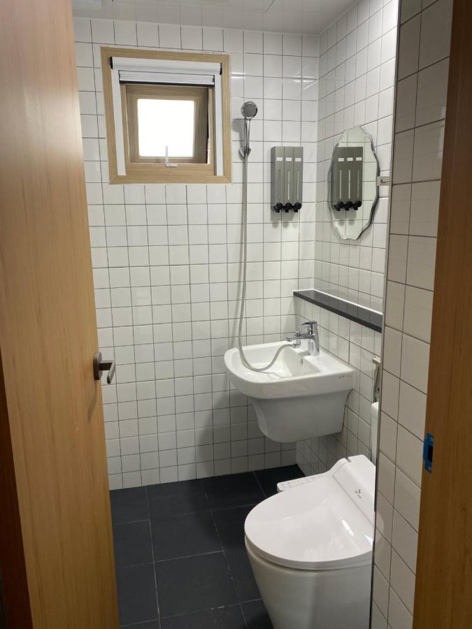 מוקפו 38Th Street Guesthouse מראה חיצוני תמונה